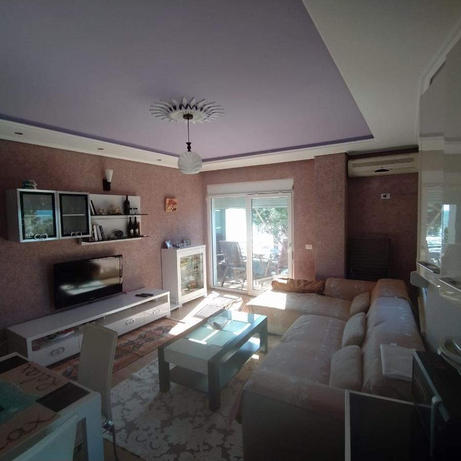 Mia'S Sea View Apartment Golem  Kültér fotó